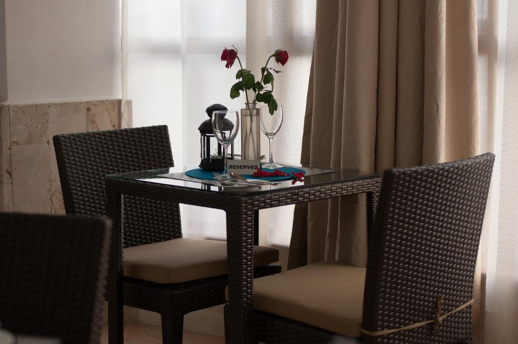 Eddy Suites, Emeli Hotel ナイロビ エクステリア 写真